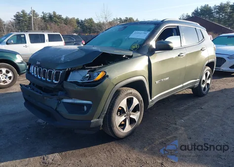 2018 Jeep Compass Latitude 4X4 z USA, uszkodzony, nr VIN 3C4NJDBB2JT334592